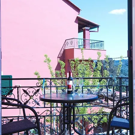 Casa Del Paese * Avliótes